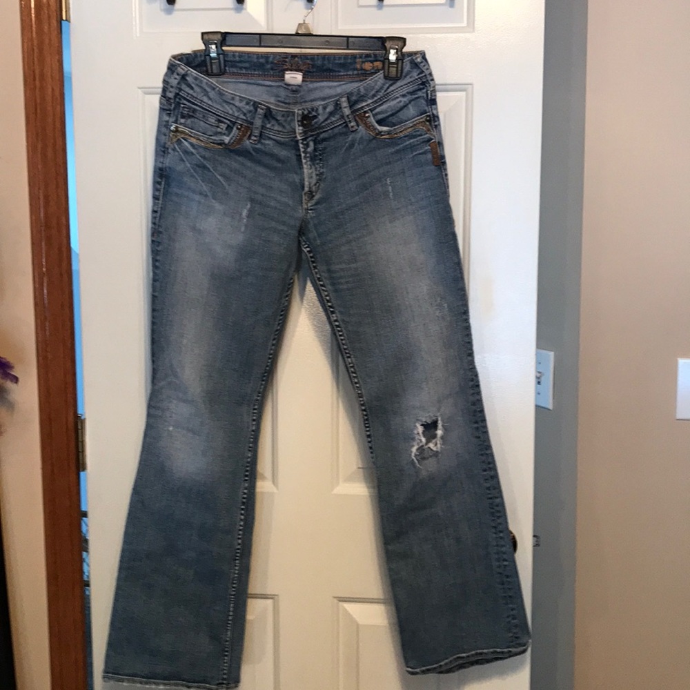 Silver Jeans - Picture 3 of 5